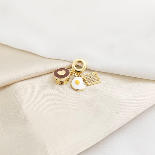 CHARM DESAYUNO DORADO RF K7803