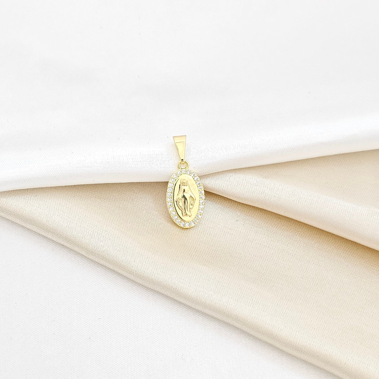 DIJE MILAGROSA CON CIRCONIAS CRISTAL LAM18K - 23219