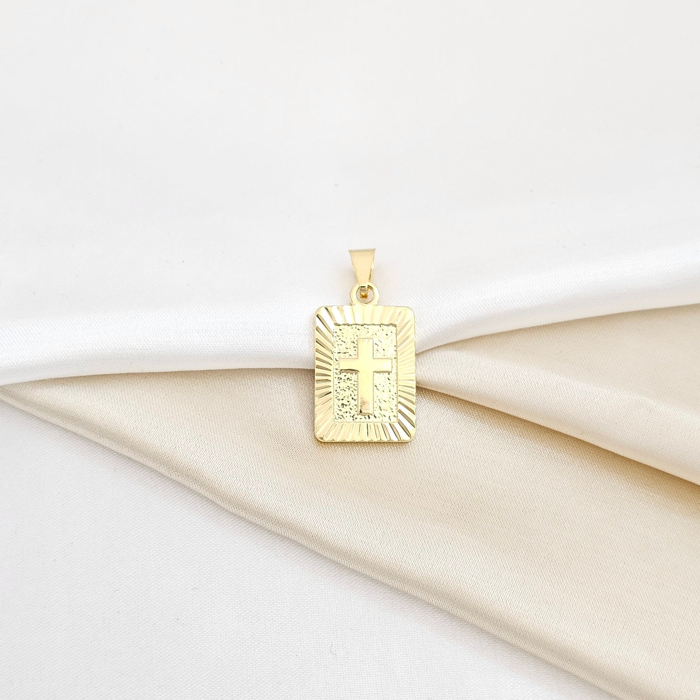 DIJE PLACA ALMIGHTY LAM 18K - 23250