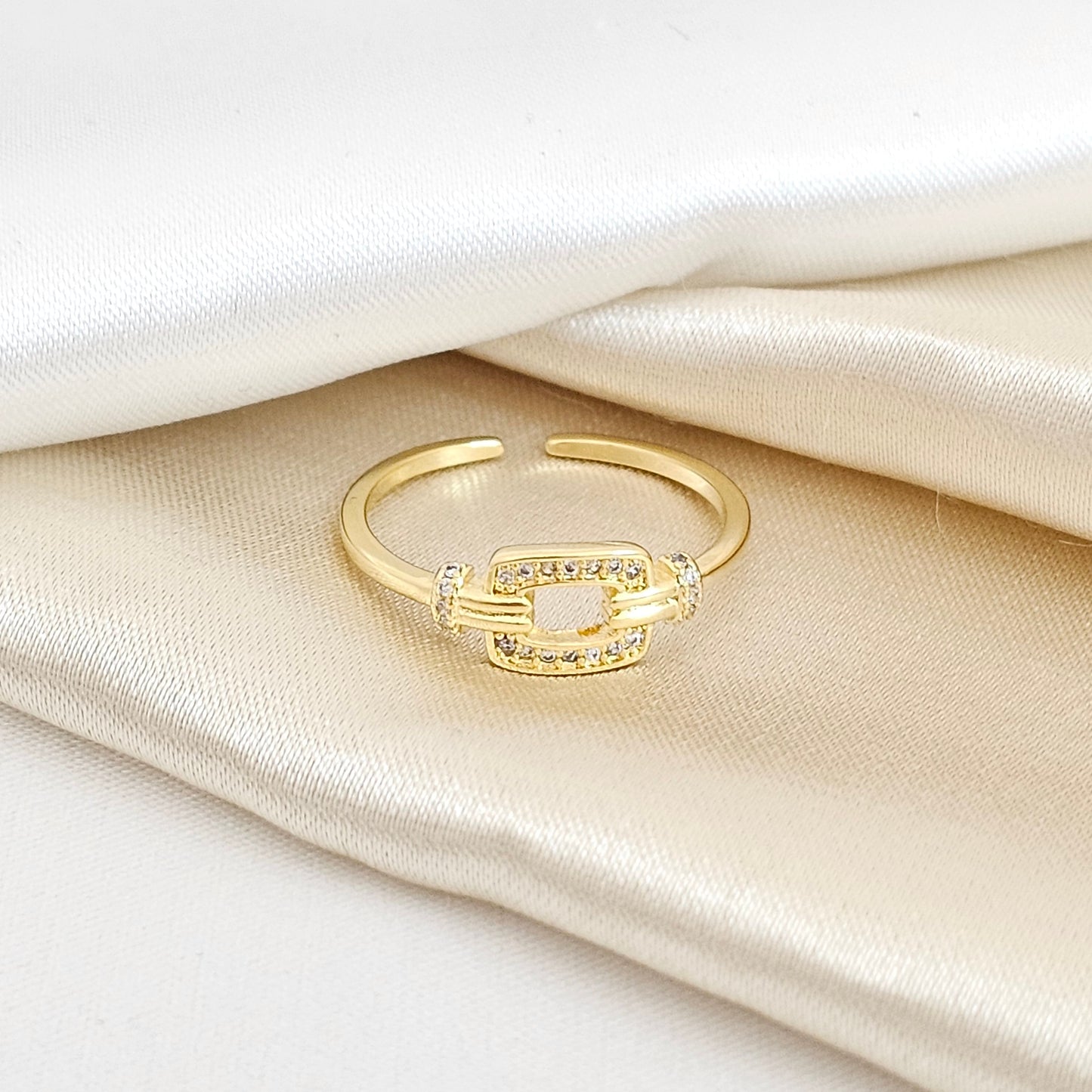 ANILLO CRYSTAL BOX AJUSTABLE LAM 18K - 13041