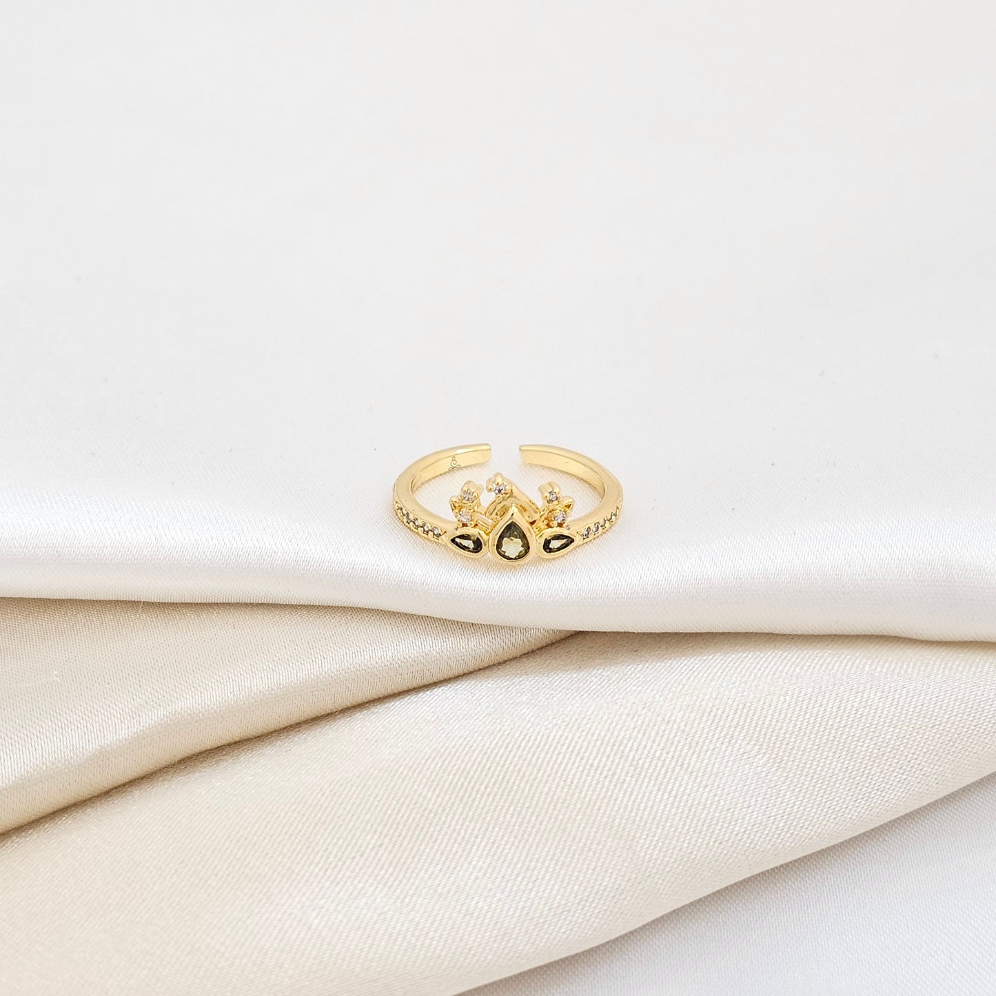 ANILLO GREEN BLOOM AJUSTABLE + EMPAQUE LAM 18K B/13049