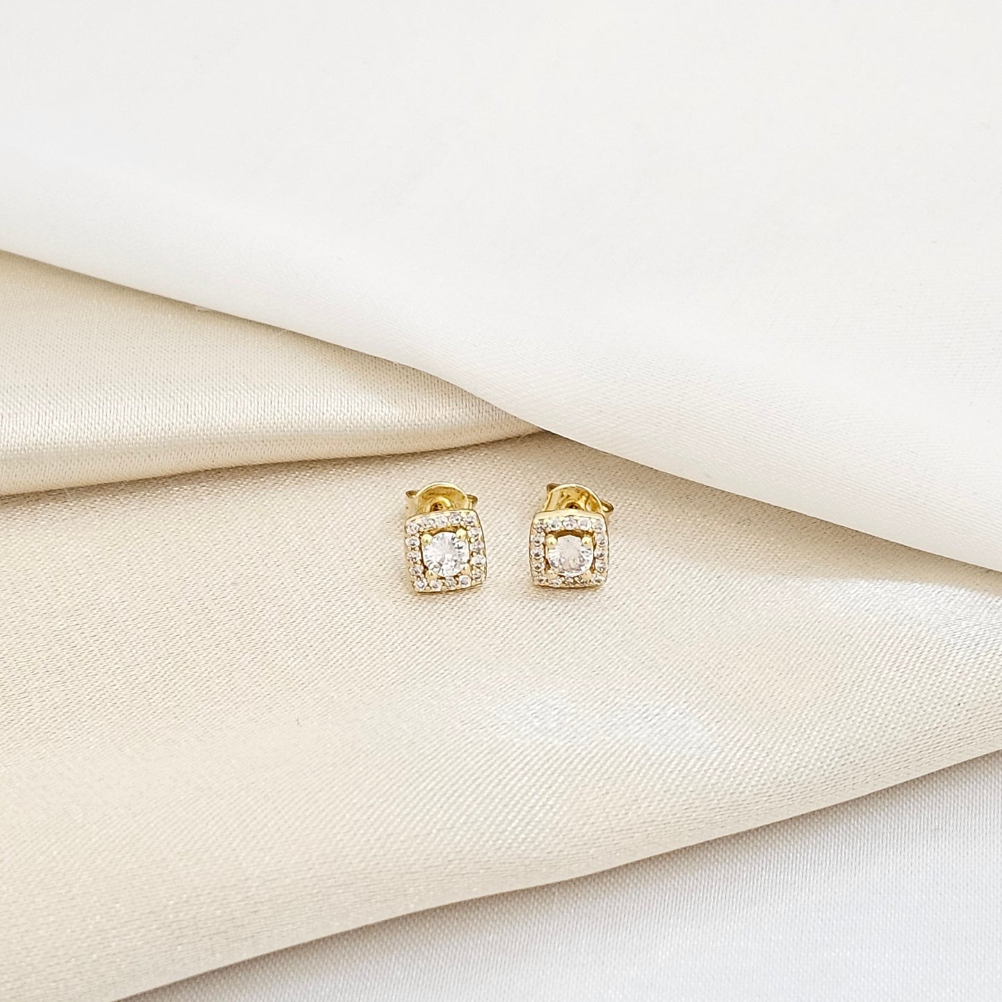 ARETE TOPO DINASTY 6MM LAM 18K B/30006-CRISTAL