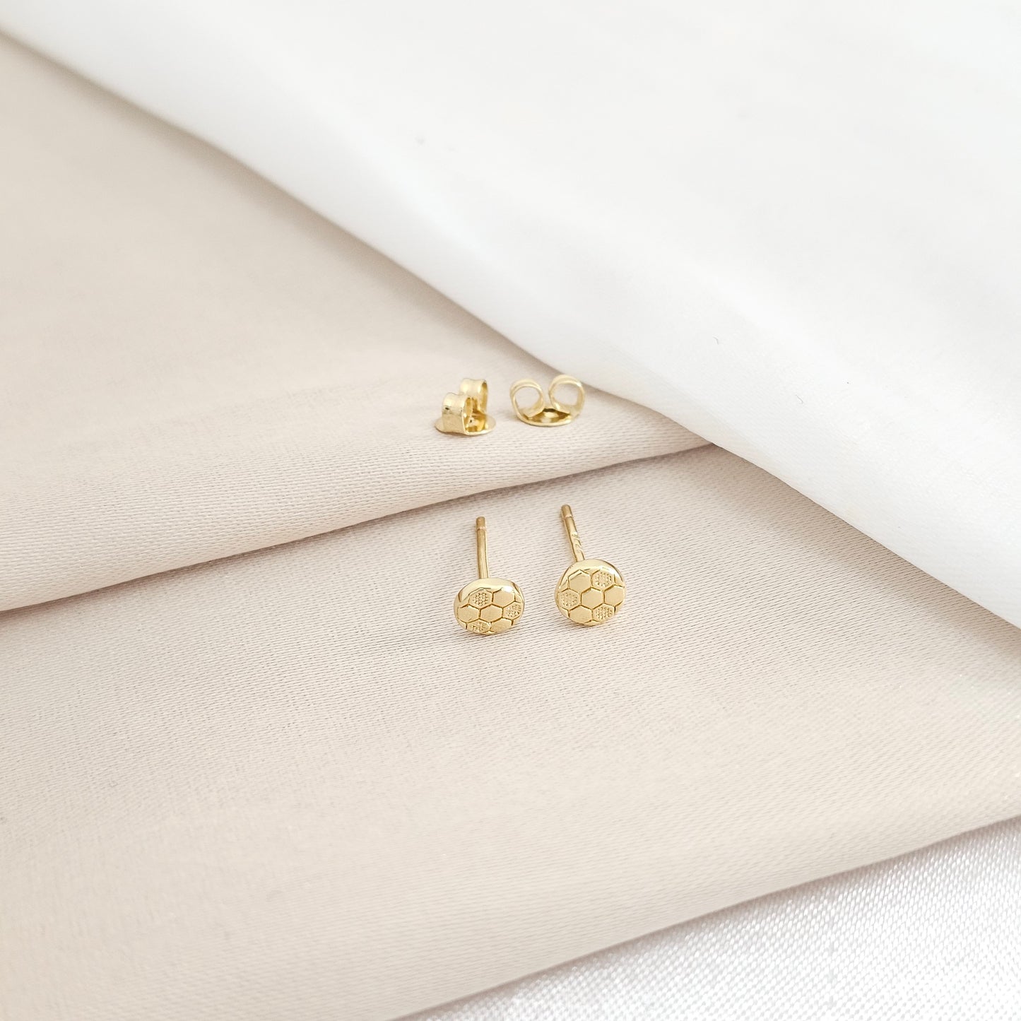 ARETAS TOPO BALON DE FUTBOL 5MM LAM 18K B/30052