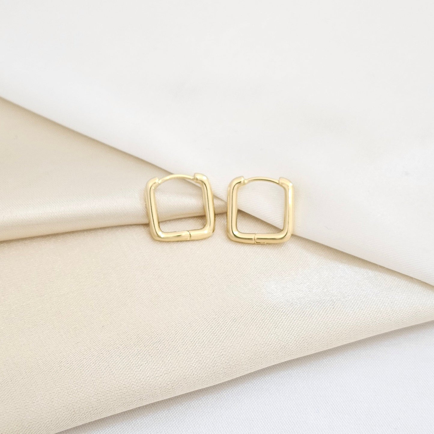 ARETE CANDONGA GOLD CLASIC LAM 18K B/30005