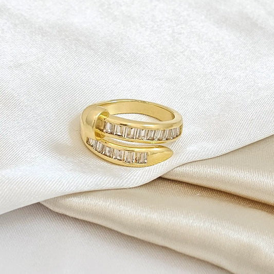 Anillo Clavo Con Circones Dorado Rf K4976
