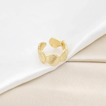 Anillo Conchas Dorado Rf K6532
