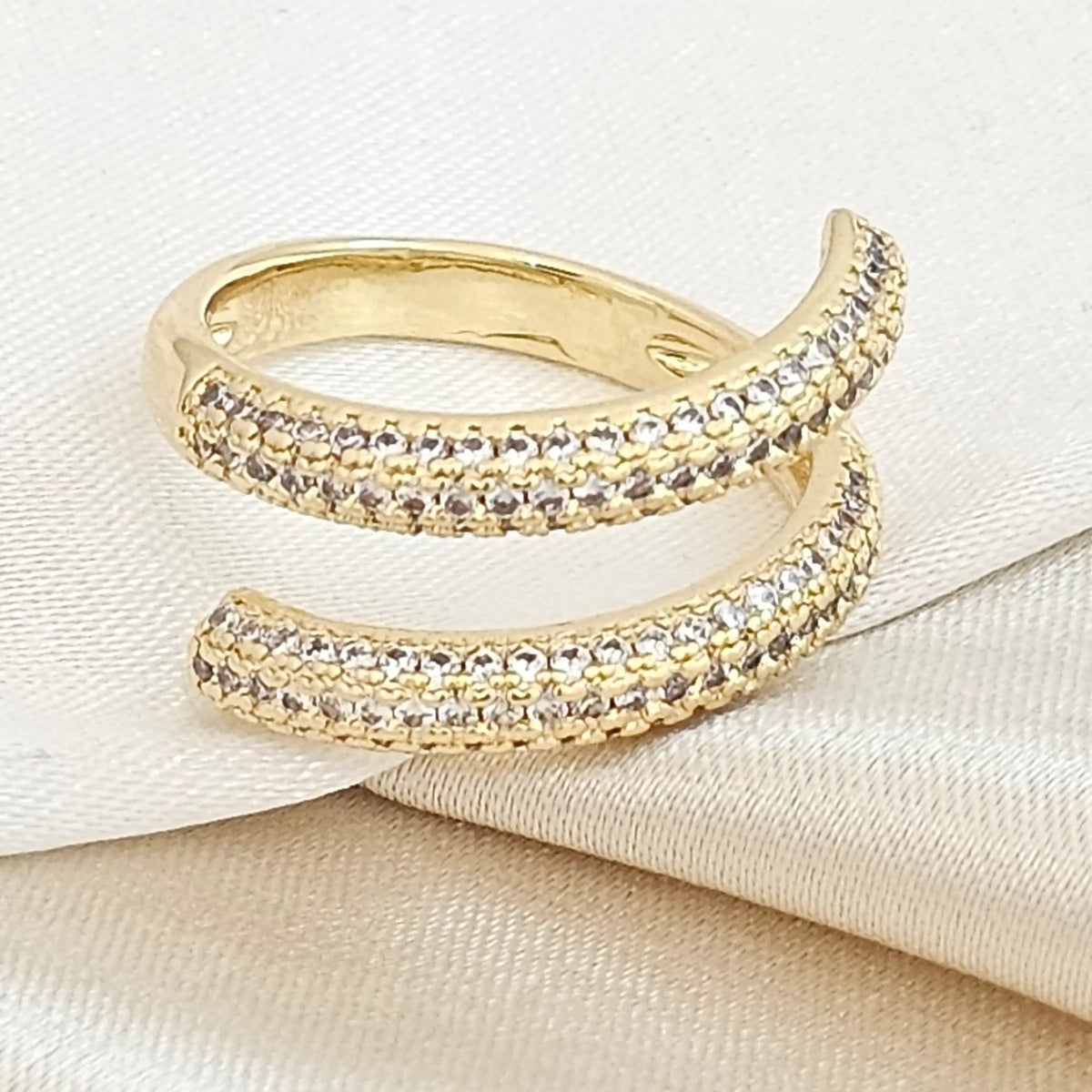 Anillo Doble Liso Con Circones Dorado Rf K4670