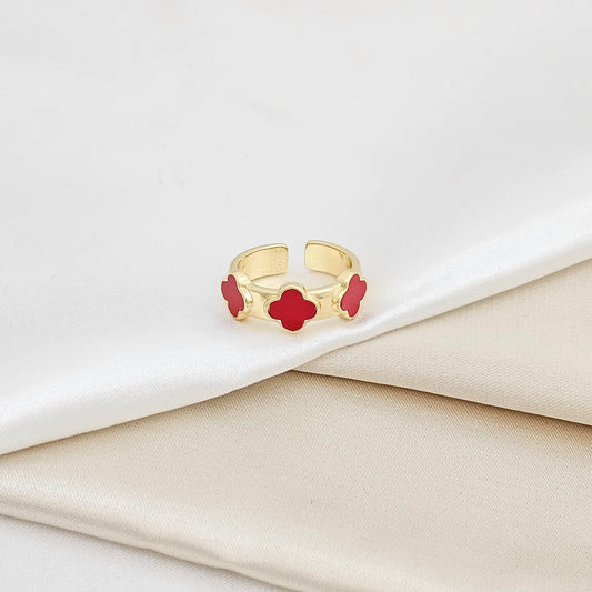 Anillo Dorado Triple Trebol Rojo Rf K6313