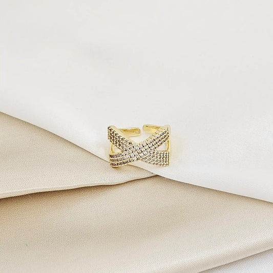 Anillo Elegante X Con Circones Dorado Rf K7509