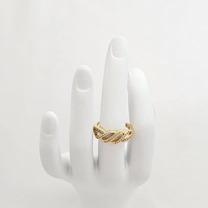 Anillo Lineas Elegantes Con Circones Dorado Rf K6997