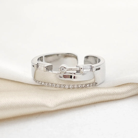 Anillo Liso Con Antena Y Circones Plateado Rf K3710