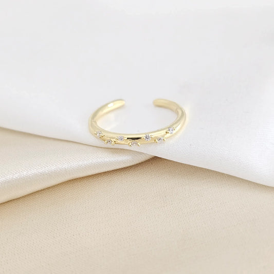 Anillo Liso Dorado Con Mini Circones Cristal Rf K7931