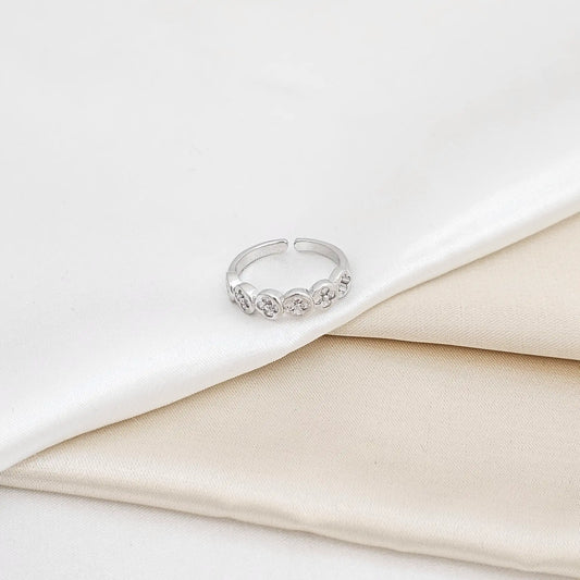 Anillo Mini Trebol Con Circones Plateado Rf K6304