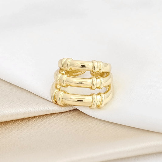 Anillo Piramide Dorado Rf K4059