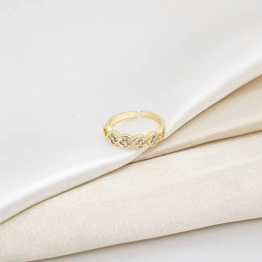 Anillo Trebol Liso Con Circones Dorado Rf K6052