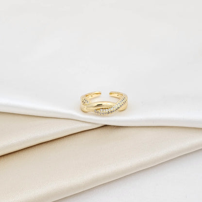 Anillo Trenza Lisa Y Con Circones Dorado Rf K6998