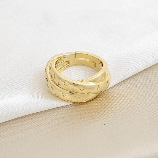 Anillo Tres Lineas Con Estrellas Dorado Rf K3261