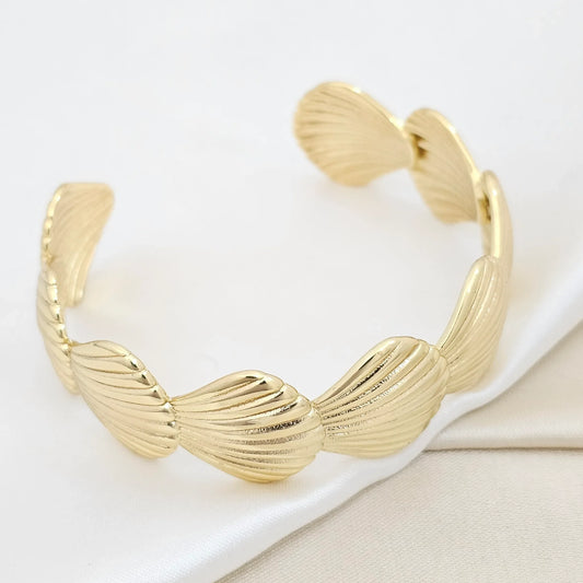 Brazalete Conchas Dorado Rf K6531