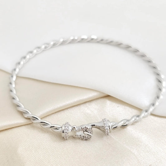 Brazalete Trenza Plateado Con Gancho Circones Rf K7834