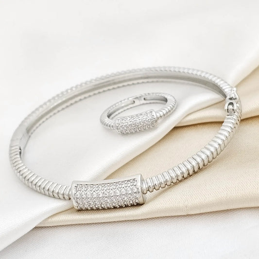 Brazalete Y Anillo Elegante Con Circones Plateado Rf K4184