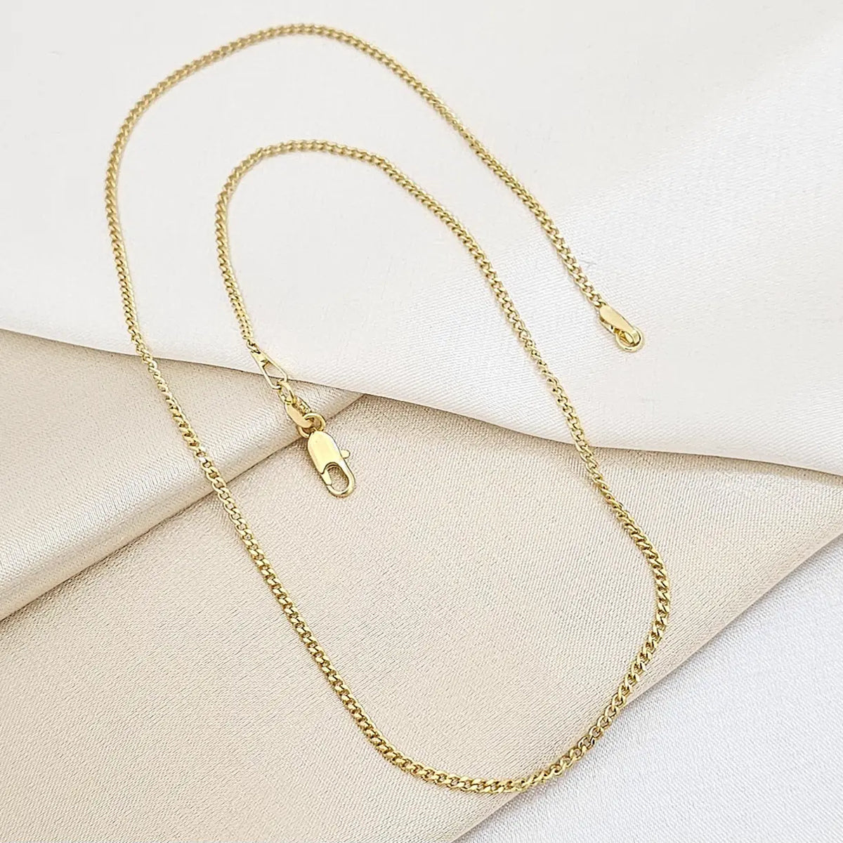 Cadena Cubana 1.8Mm 45Cms Lam 18K B/40051
