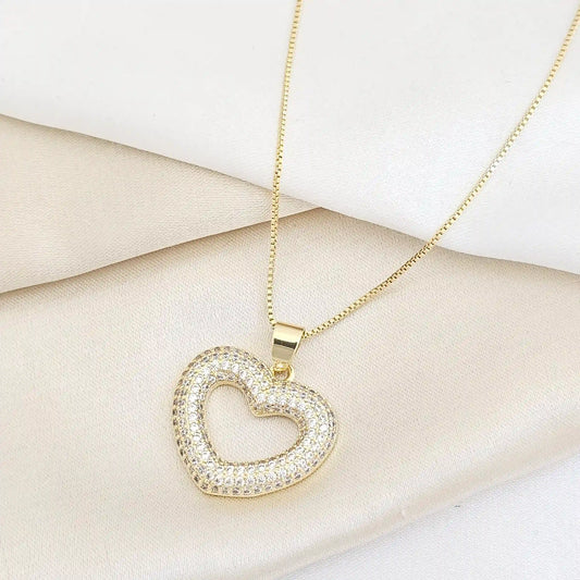 Cadena Veneciana Punta Aguja Dije Corazon Grande Rf K7724