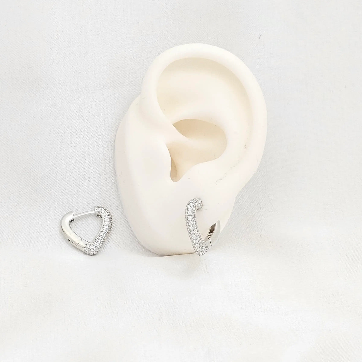 Candonga Corazon Pequeño Circones Plateado Rf K6604
