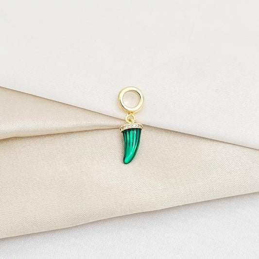 Charm Cuerno Verde Con Circones Rf K5975