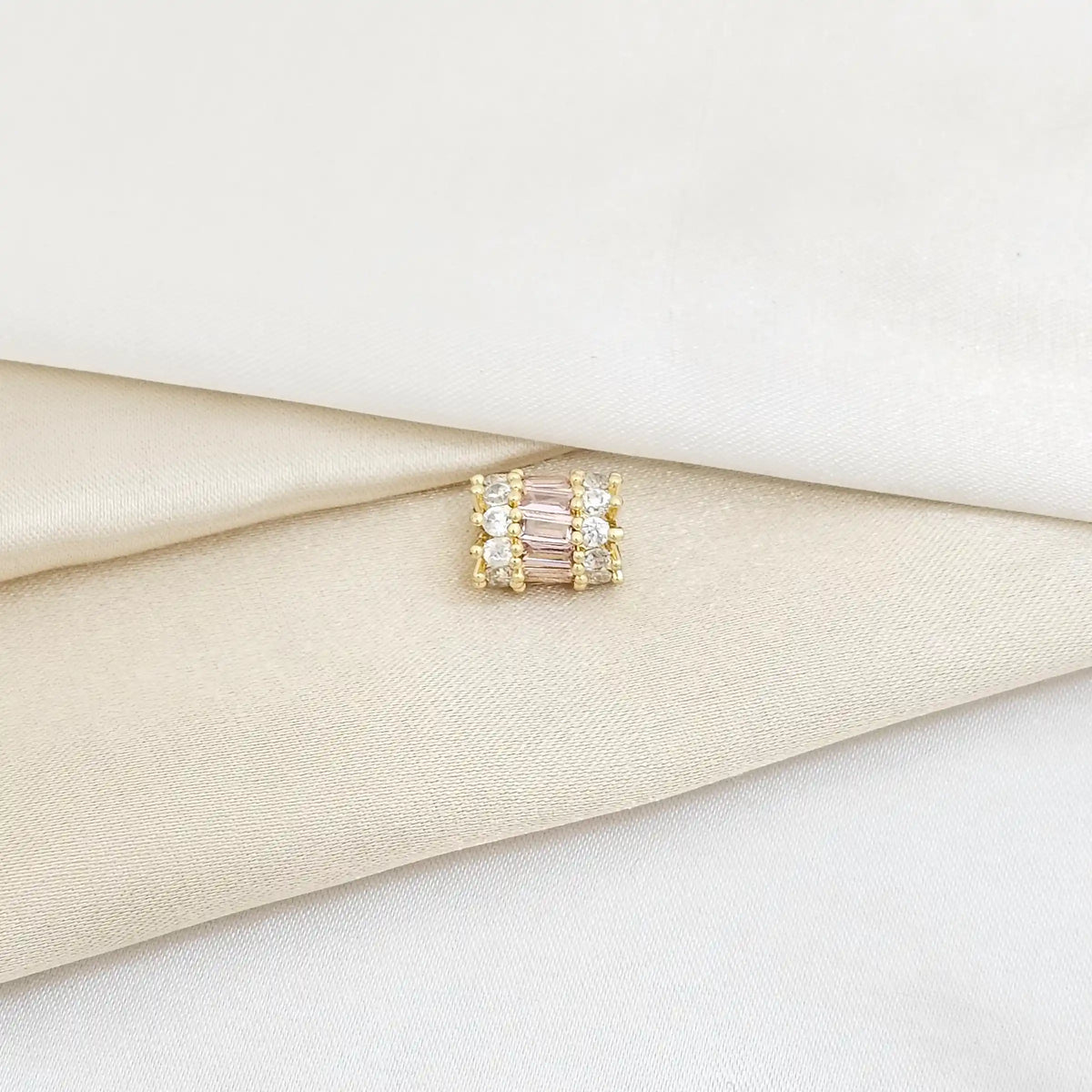 Charm Seperador Circones Rosa Y Cristal Dorado Rf K5996