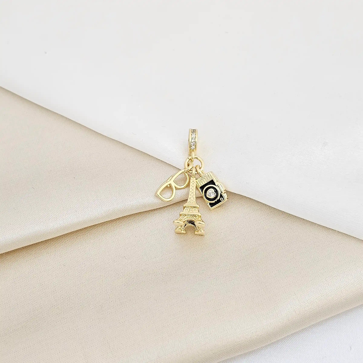 Charm Torre Eiffel Gafas Dorado Y Camara Negra Rf K7446