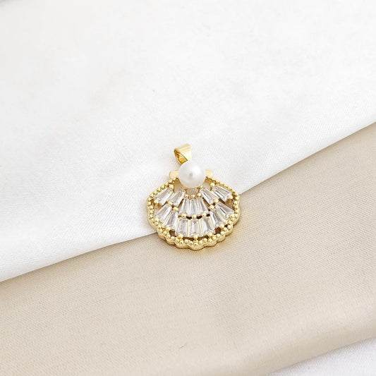 Dije Abanico Con Perla Dorado Rf K3362