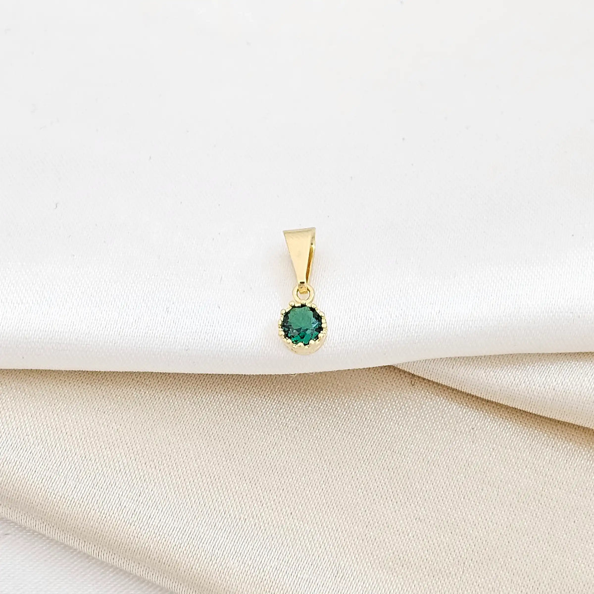 Dije Circonia Mini Redonda Pequeña Lam 18K-23169-Verde