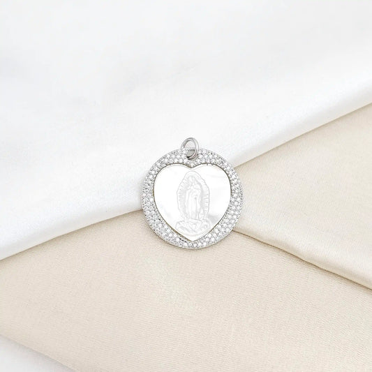 Dije Circulo Plateado Corazon Y Virgen De Nacar Rf K7645
