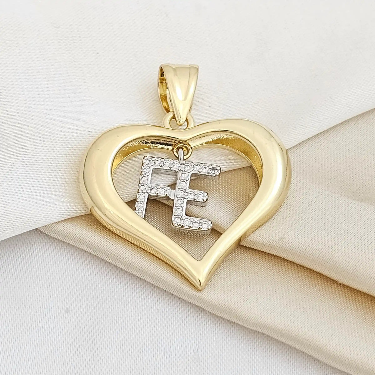 Dije Corazon Dorado Y Fe Plateado Rf K4618