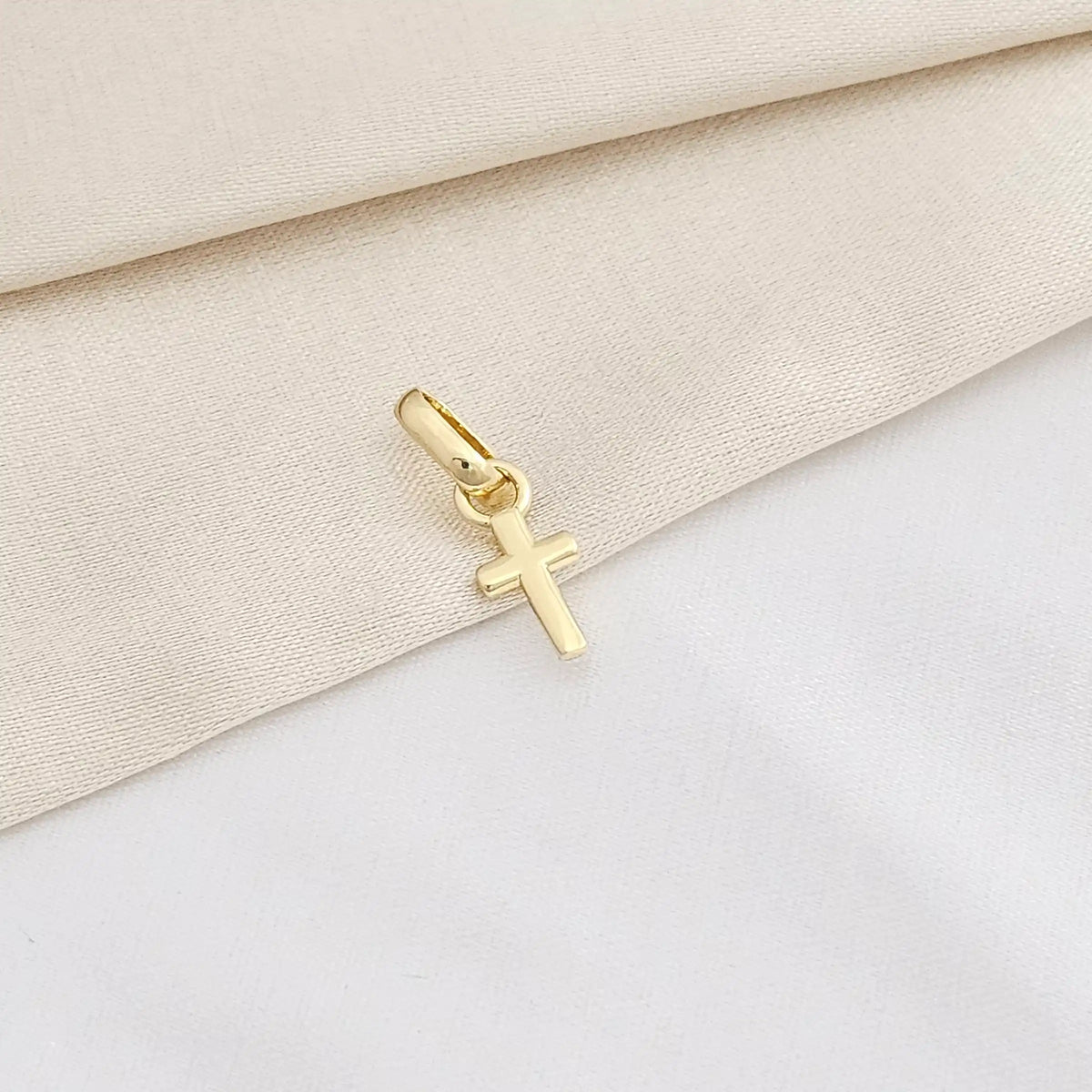 Dije Cruz L Mini 9Mm Lam 18K B/20010