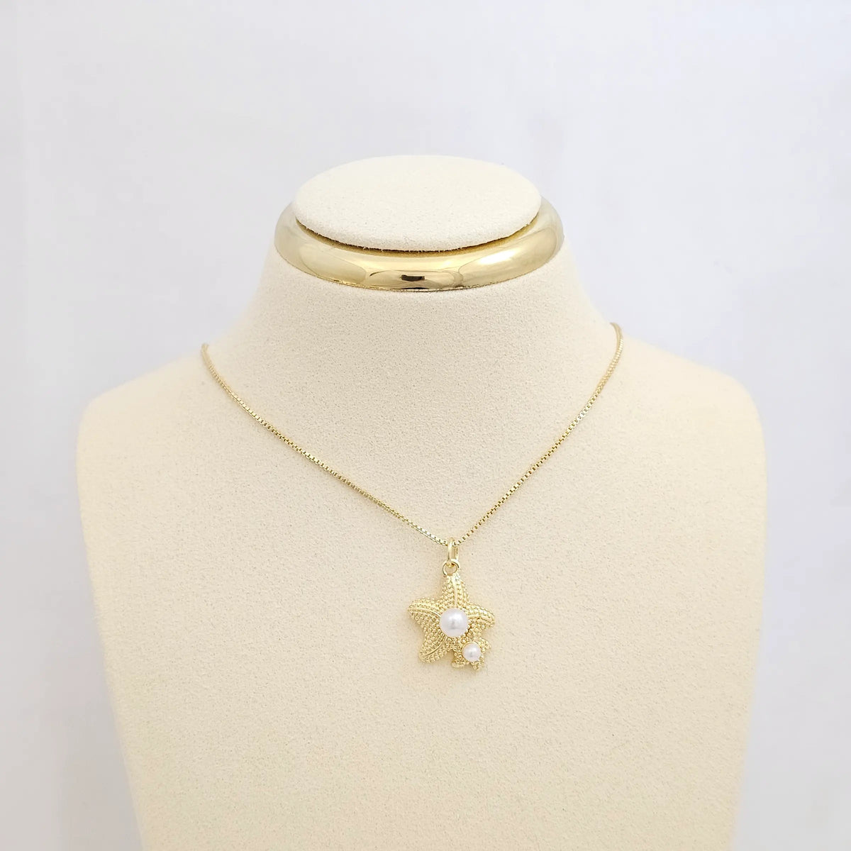 Dije Doble Estrella De Mar Dorado Con Perlas Rf K7100