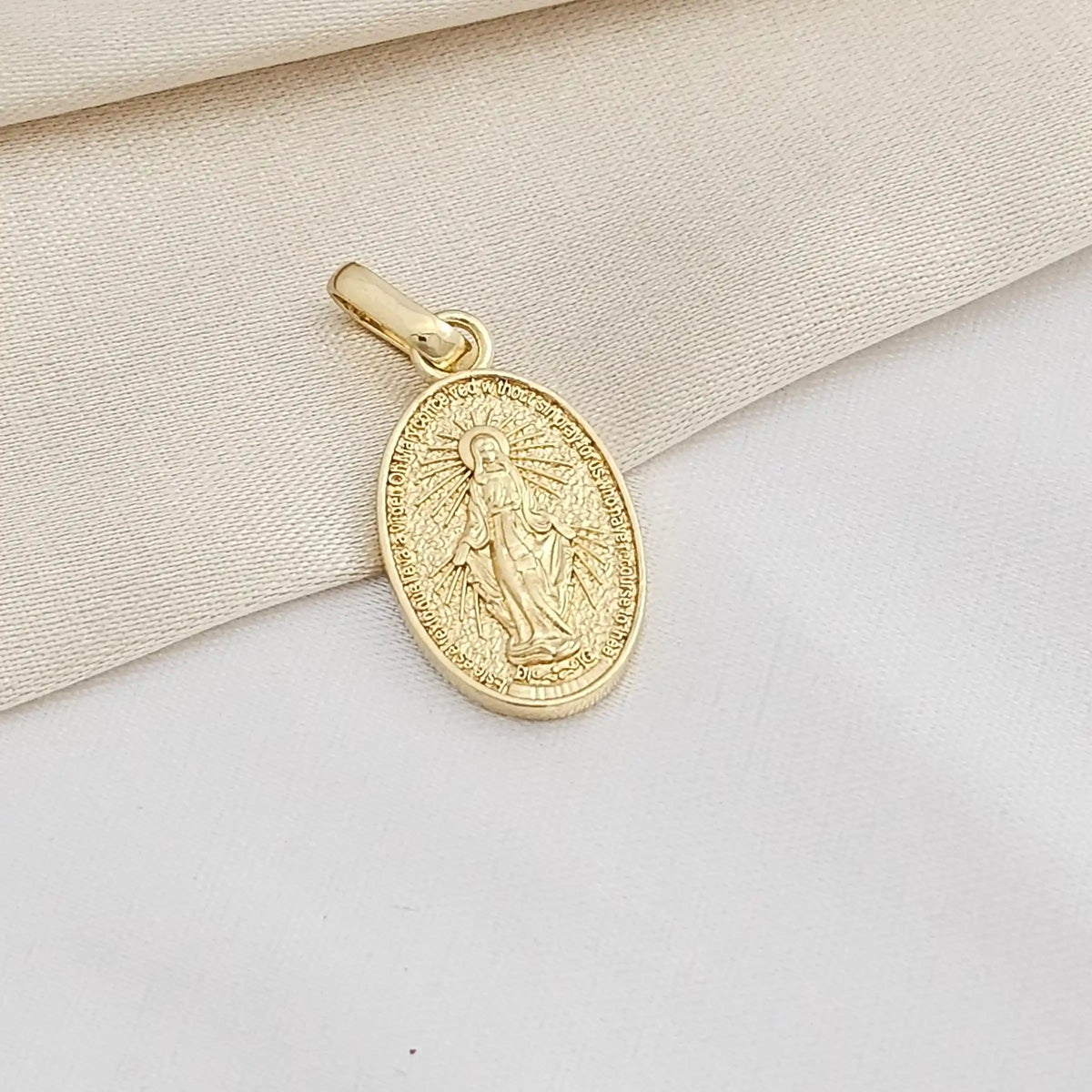 Dije Milagrosa Inmaculada 21 Mm Lam 18K B/20013