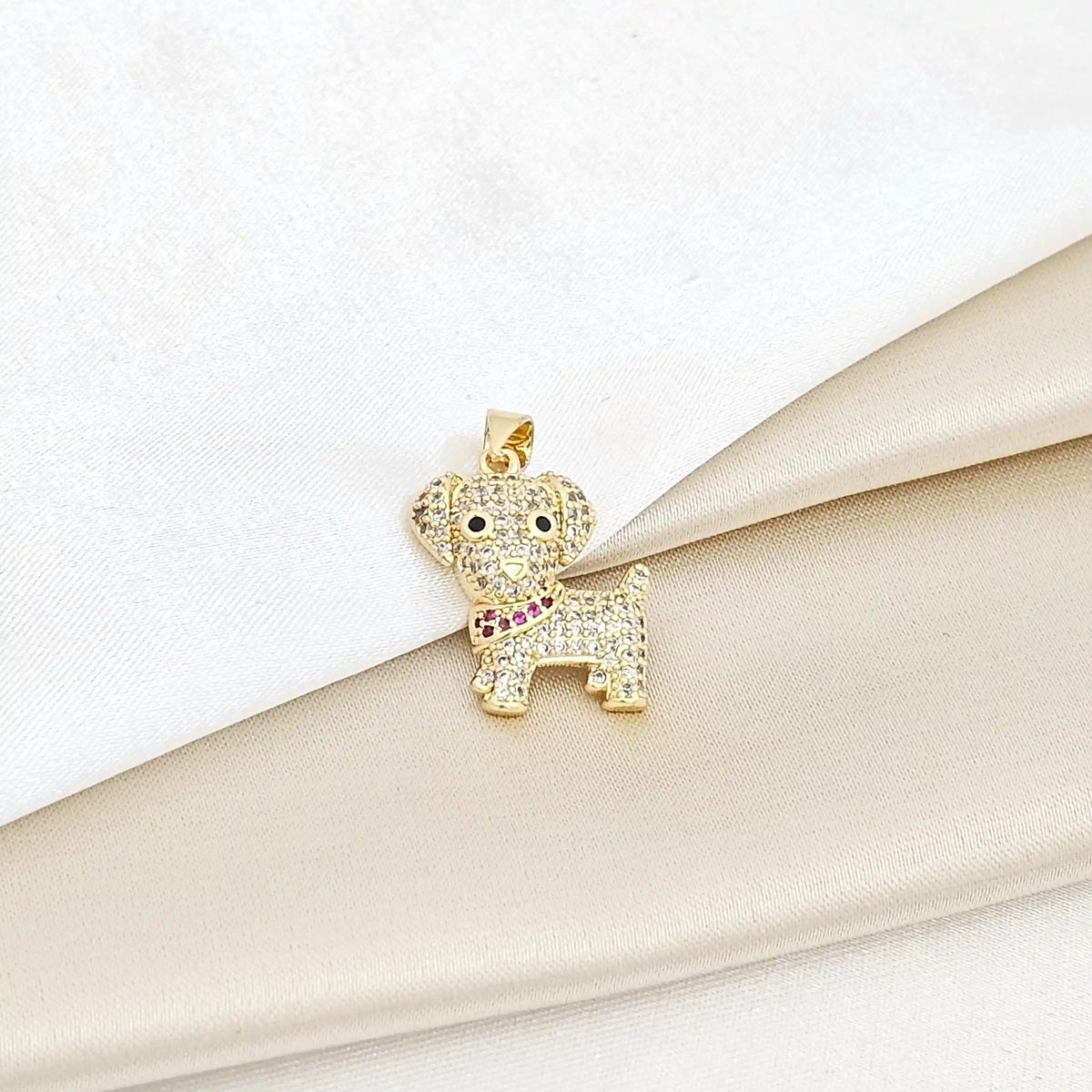 Dije Perrito Dorado Con Circones Fucsia Rf K6191