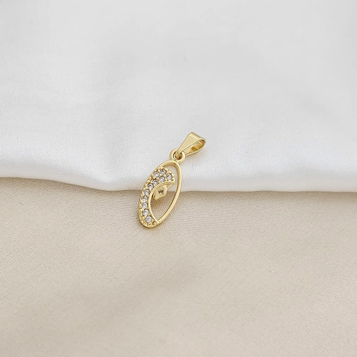 Dije Virgen Niña Lam18K Rf 23147-Cristal