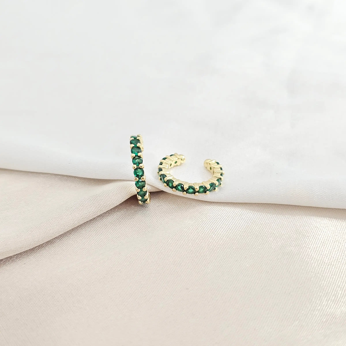 Earcuff Circonias Circulares Verde Cristal Rf K8167