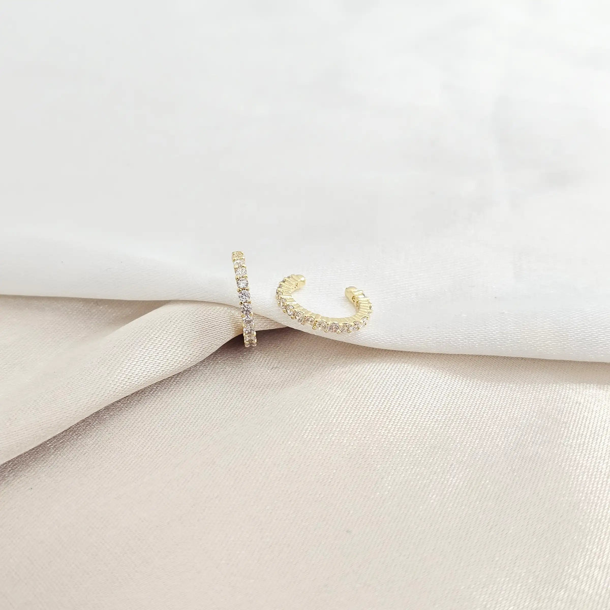 Earcuff Circonias Cristal Dorado Rf K8166