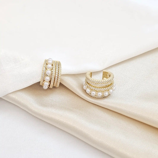 Earcuff Cuatro Lineas Circones Y Perlas Dorado Rf K4713