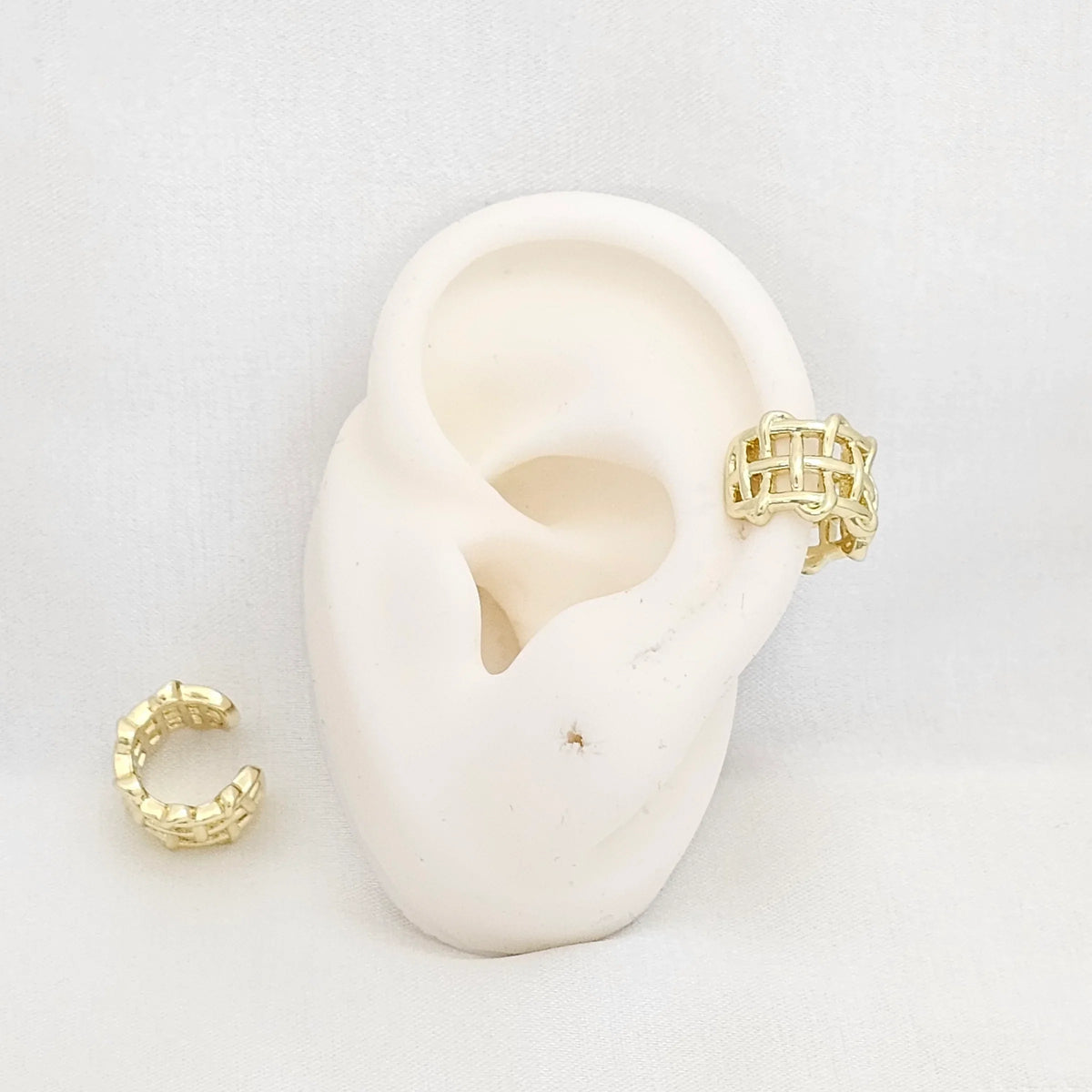Earcuff Doble Lineas Serpiente Dorado Rf K7039