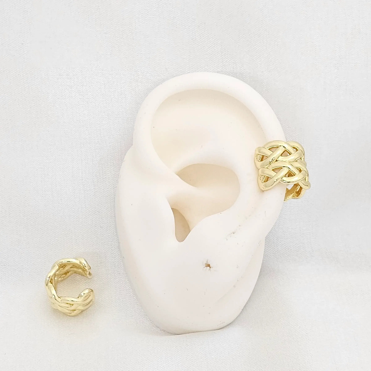 Earcuff Doble Trenzas Dorado Rf K6171