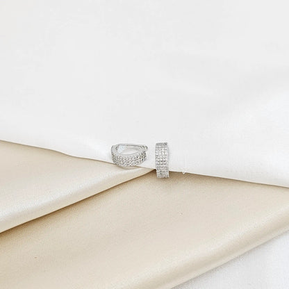 Earcuff Elegante Con Circones Plateado Rf K7201