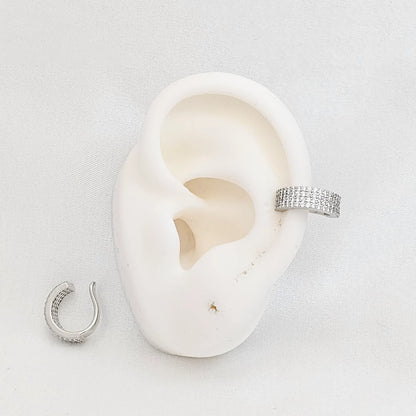 Earcuff Elegante Con Circones Plateado Rf K7201