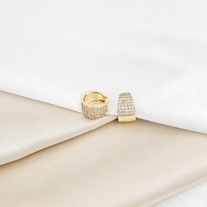 Earcuff Grueso Liso Y Con Circones Dorado Rf K7224