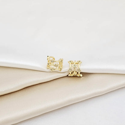 Earcuff Lineas Con Ocho Estrellas Dorado Rf K7009