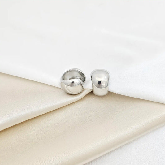 Earcuff Liso Grueso Plateado Rf K7593