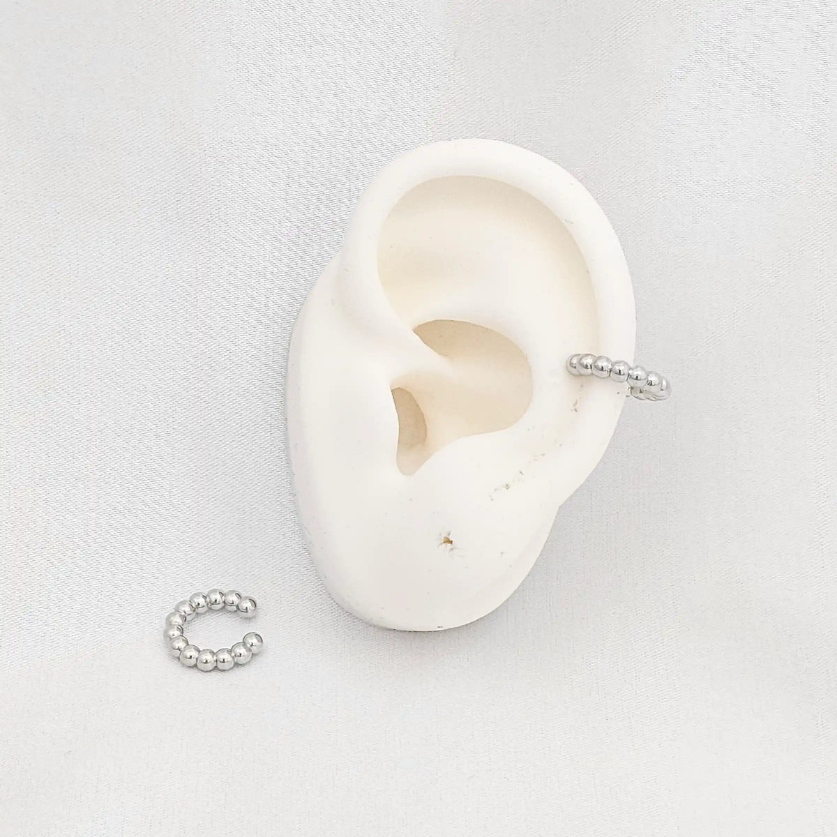 Earcuff Mini Balines Lisos Plateado Rf K6886